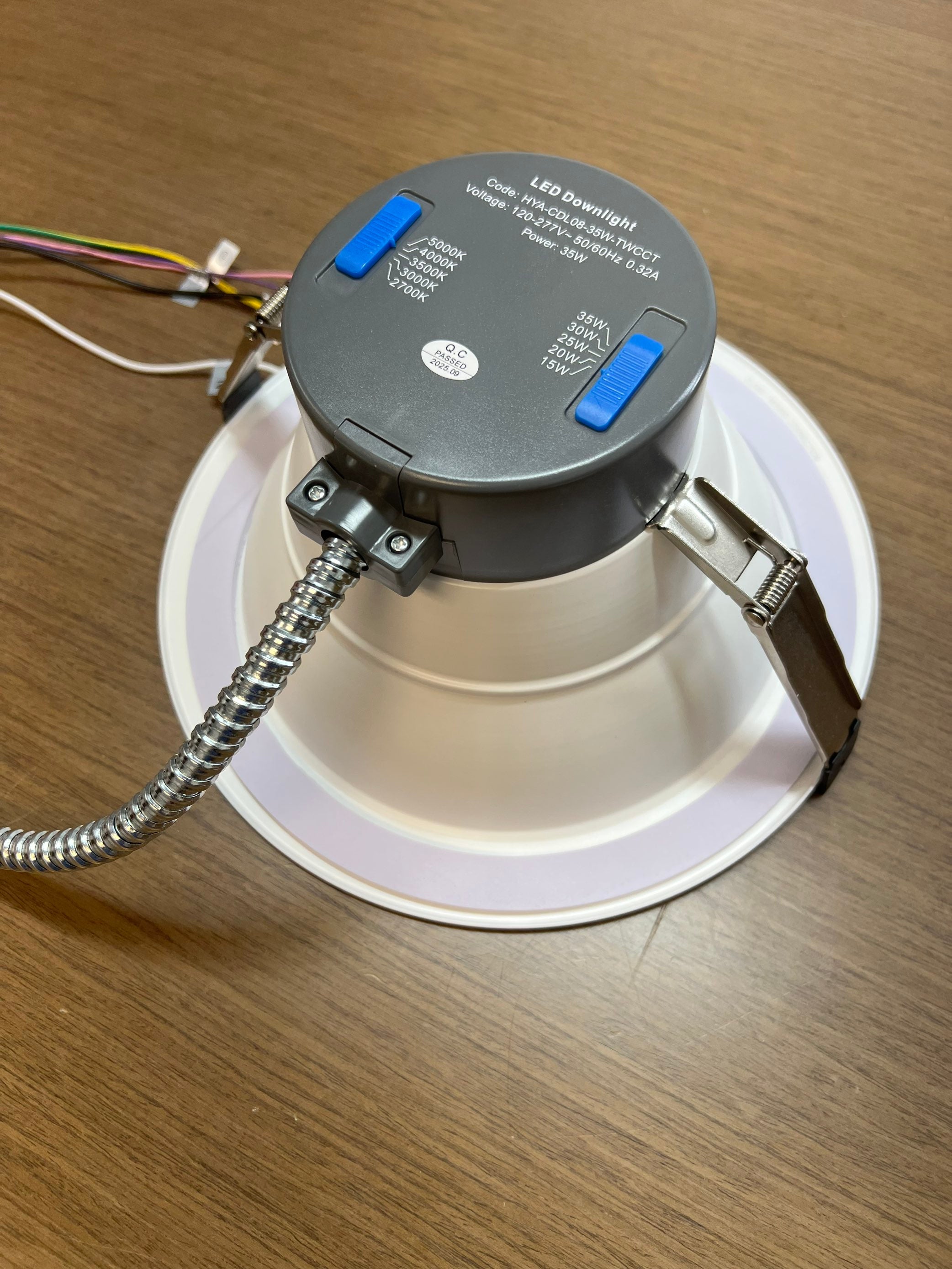 LED Commercial Downlight-CDL Series 8"/ 15W-20W-25W-30W-35W Selectable/ 2700-3000-3500-4000-5000K/ 4200LM