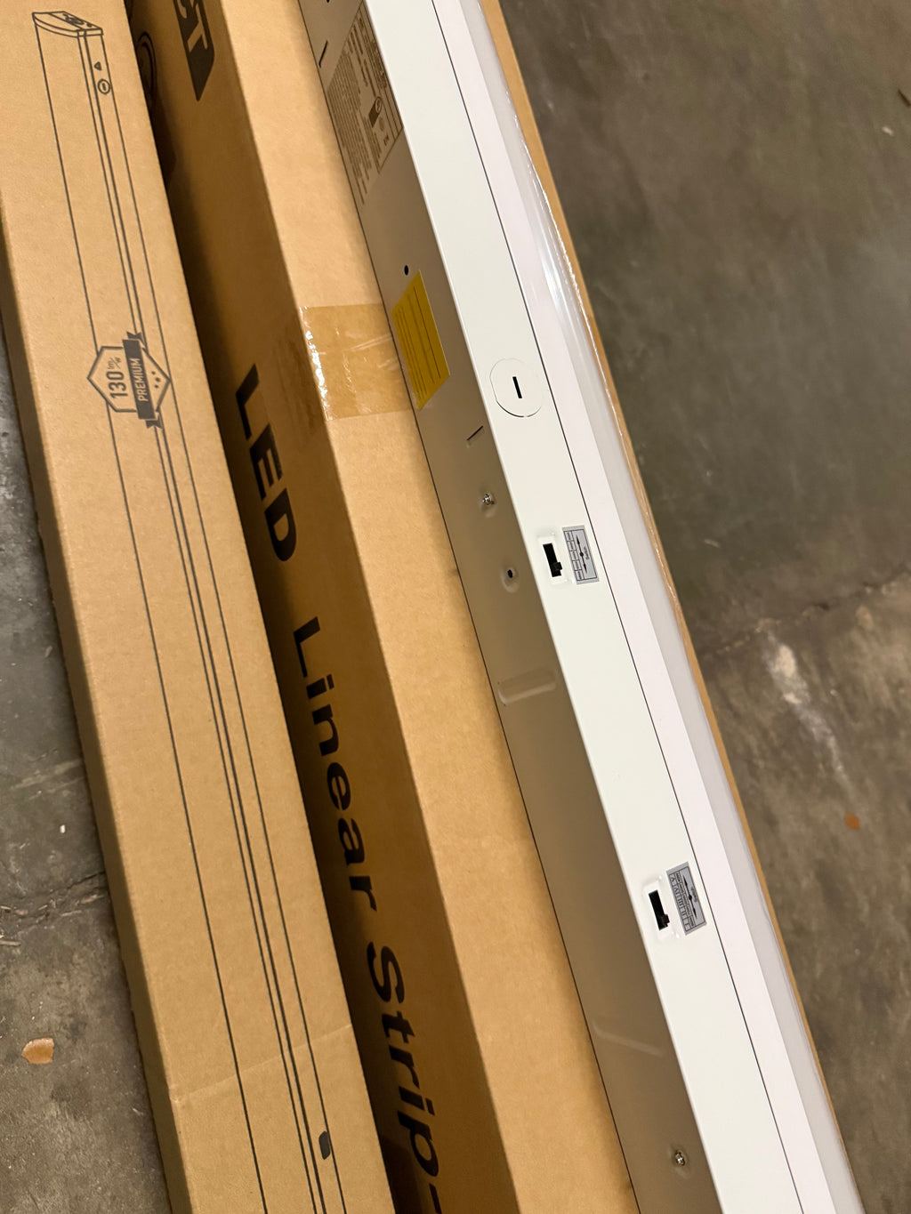LED Linear Strip LS8060 Series 8FT/ 80W LS8060X-8FT-H-5WCCT