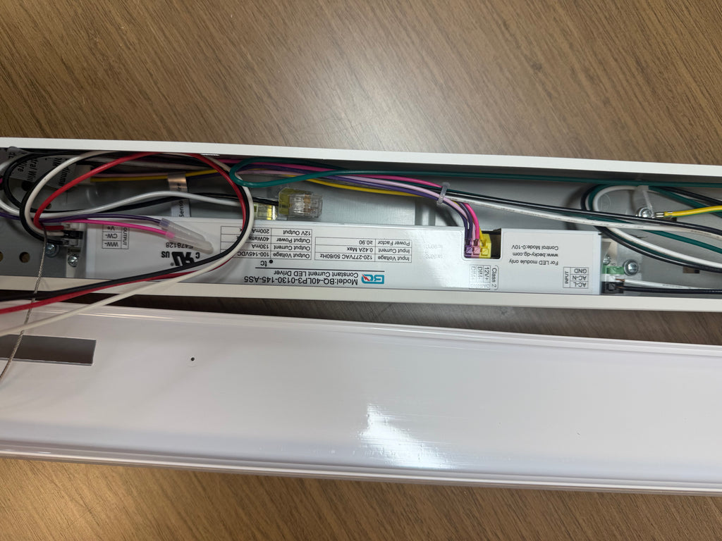 LED Linear Strip LS8060 Series 2FT/ 20W LS8060X-2FT-H-5W5CCT