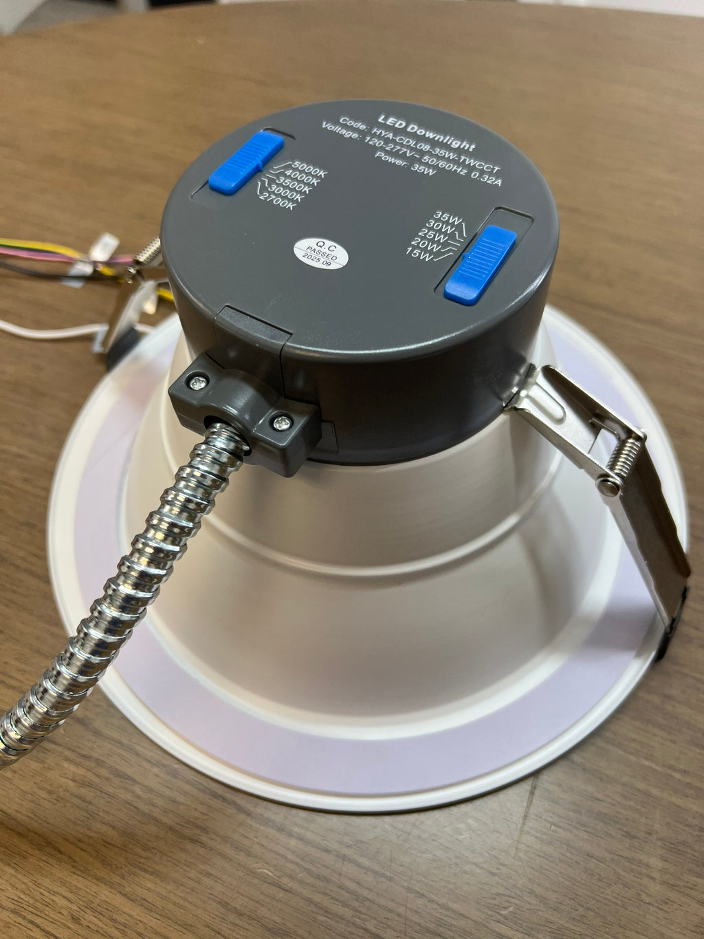 LED Commercial Downlight-CDL Series 8"/ 15W-20W-25W-30W-35W Selectable/ 2700-3000-3500-4000-5000K/ 4200LM