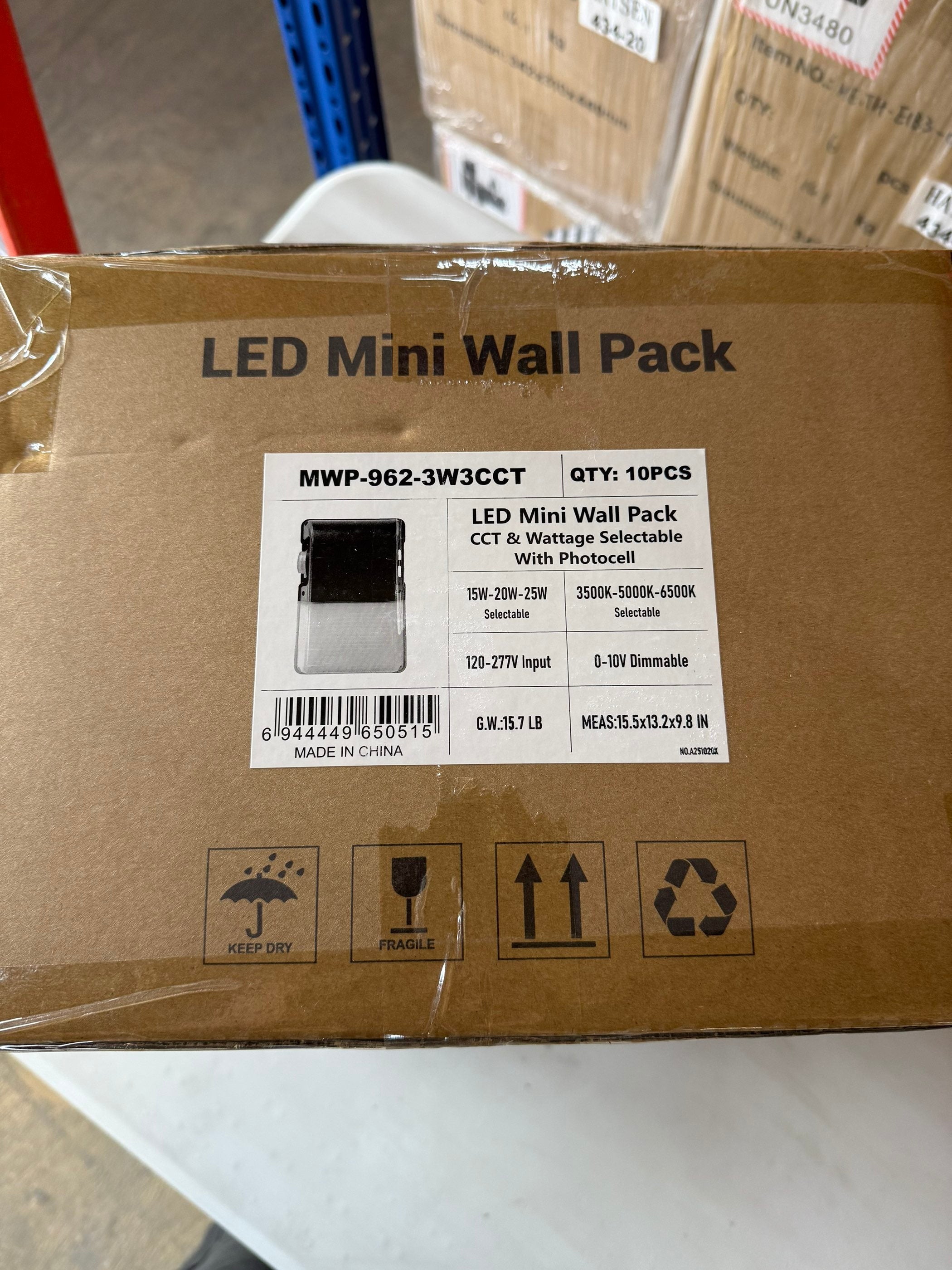 LED MINI WALL PACK with photocell 15/20/25W 3500/5000/6500K AC120-277V MWP-962-3W3CCT