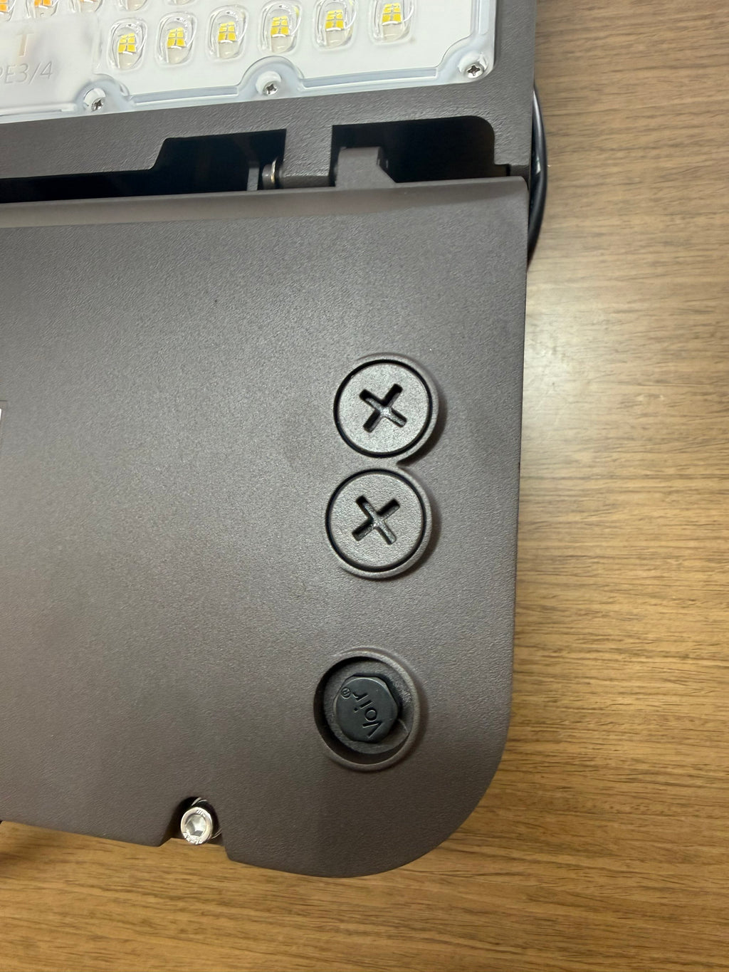 LED Area/Shoebox Light AL03 Series/300W-240W-200W Selectable/ 3000-4000-5000K Selectable /120-277V/ Type III-Type IV-Type V Selectable/ Photocell Pre-Installed/ DLC Premium