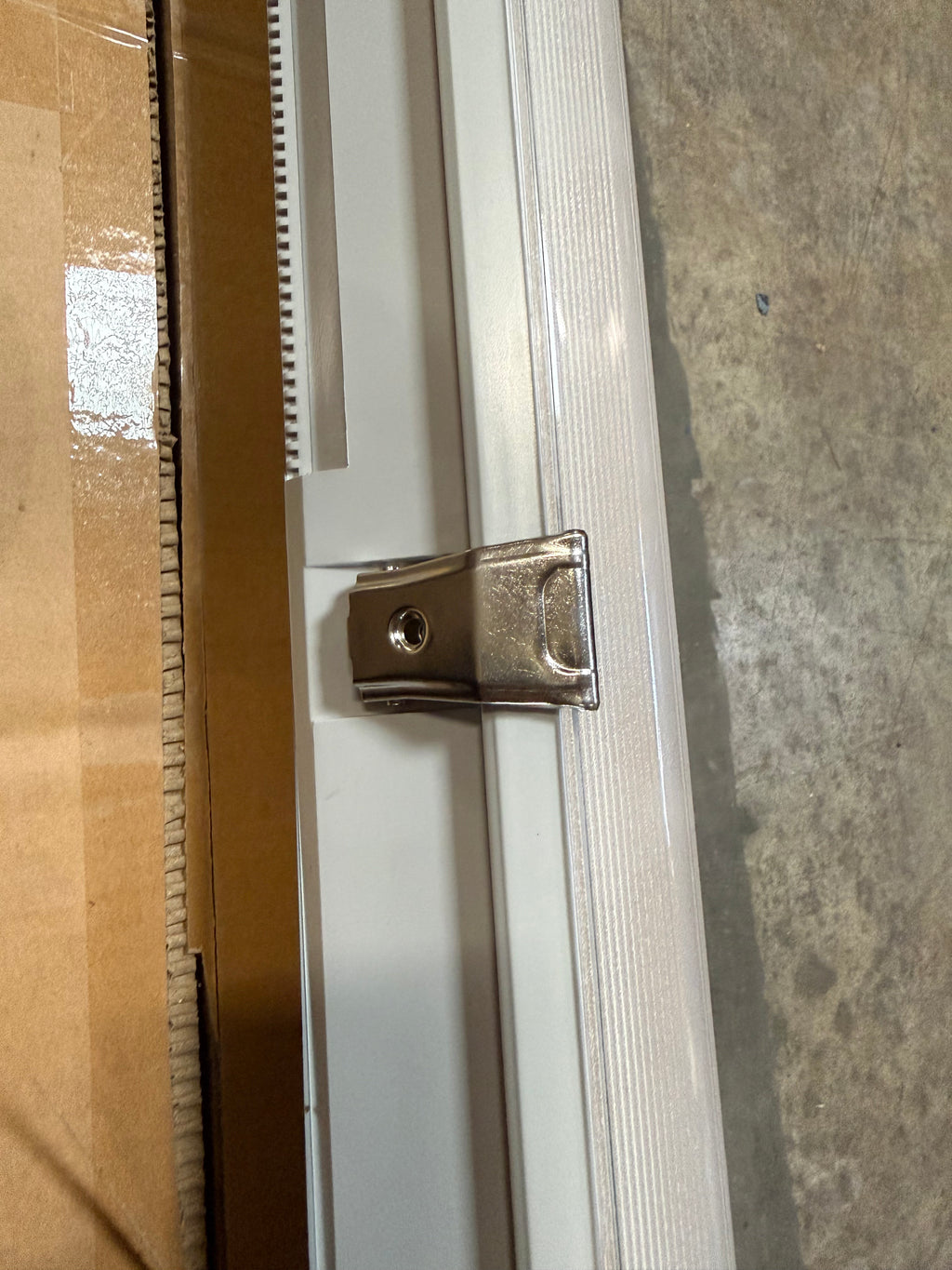 LED Vapor Tight 8FT Clear Strip Cover 8FT-VT-H-3W3CCT