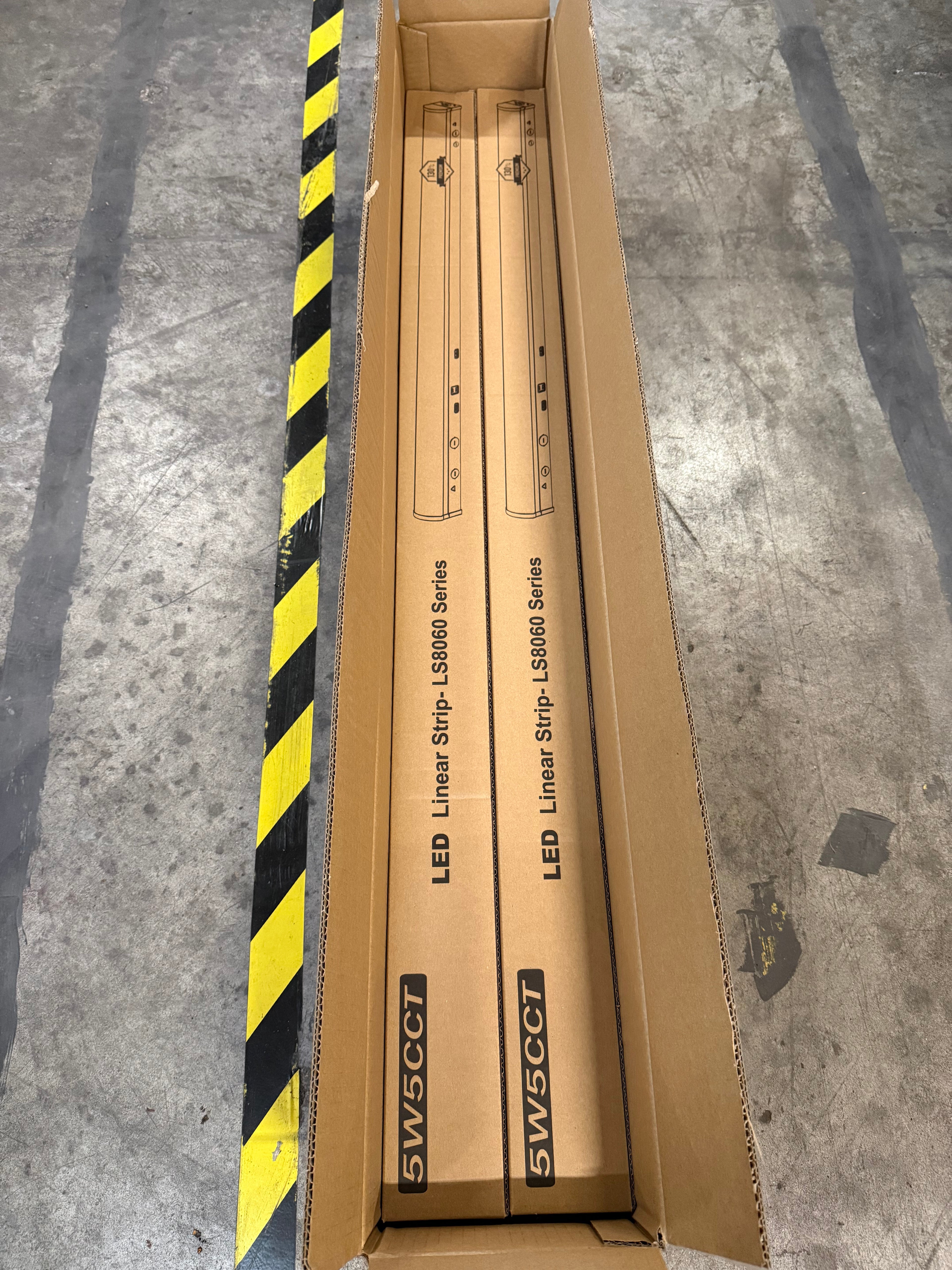 LED Linear Strip LS8060 Series 4FT/ 40W LS8060X-4FT-H-5WCCT