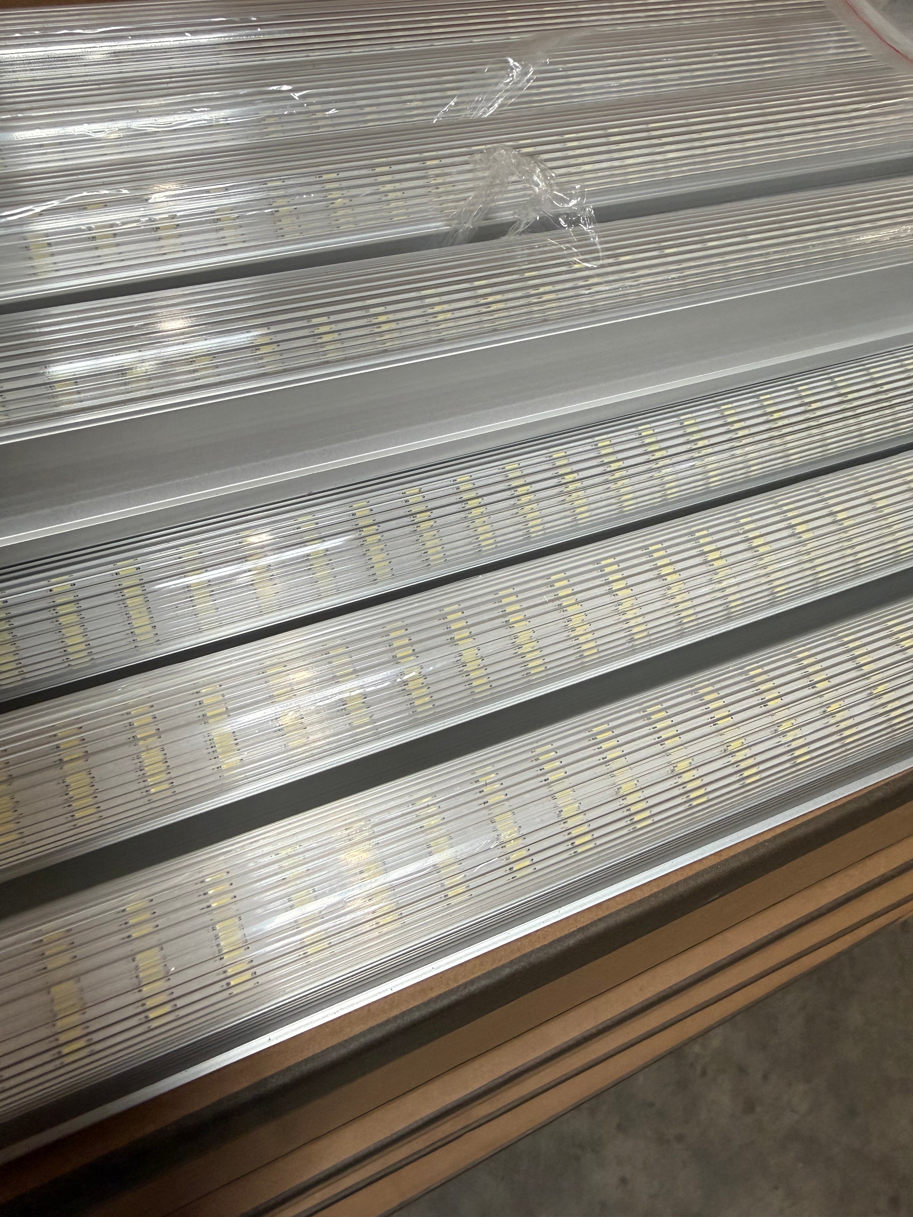 LED Integrated Tube Double LED Strip/6FT/ 48W/ 6500K/ Strip Cover/ T8INT-6FT-48W-65K(S)