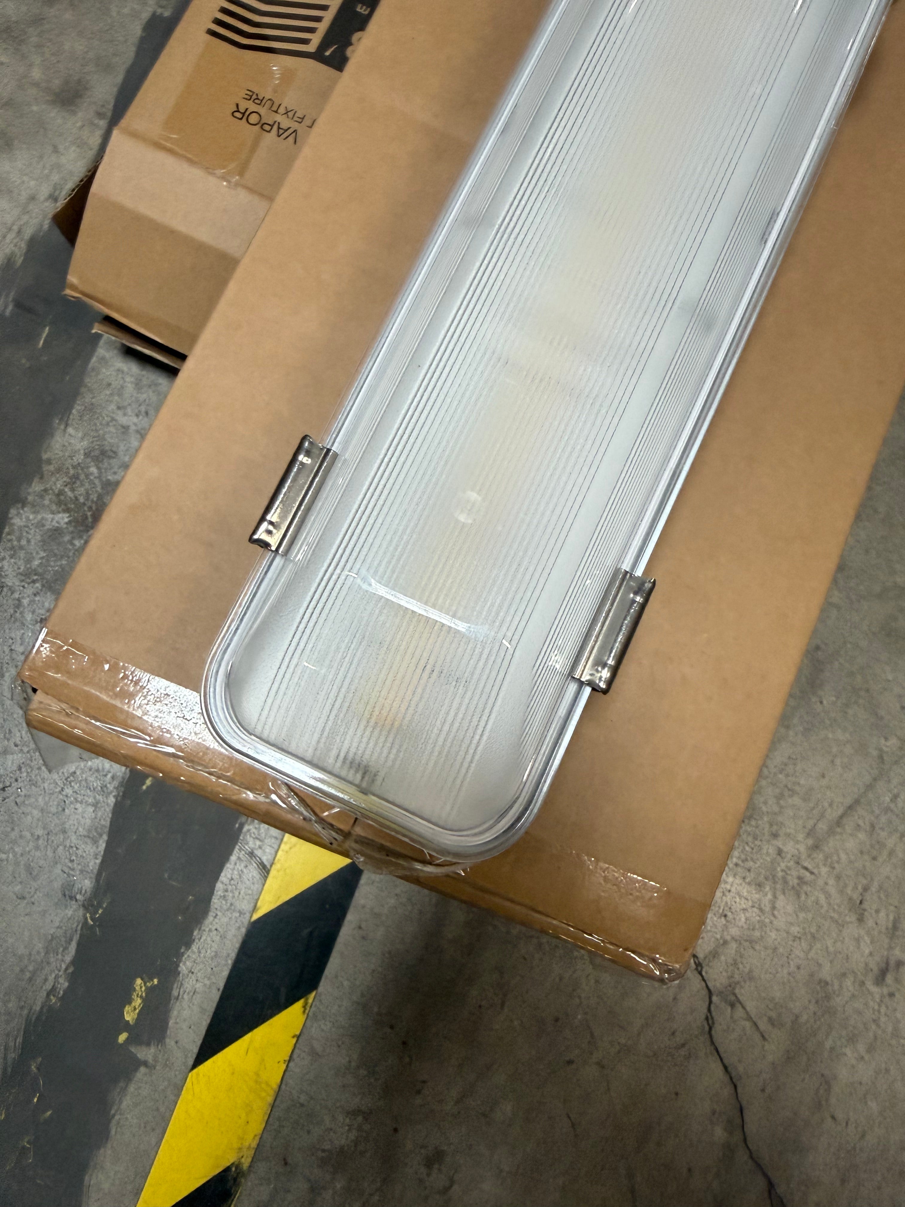 LED Vapor Tight 8FT Clear Strip Cover 8FT-VT-H-3W3CCT