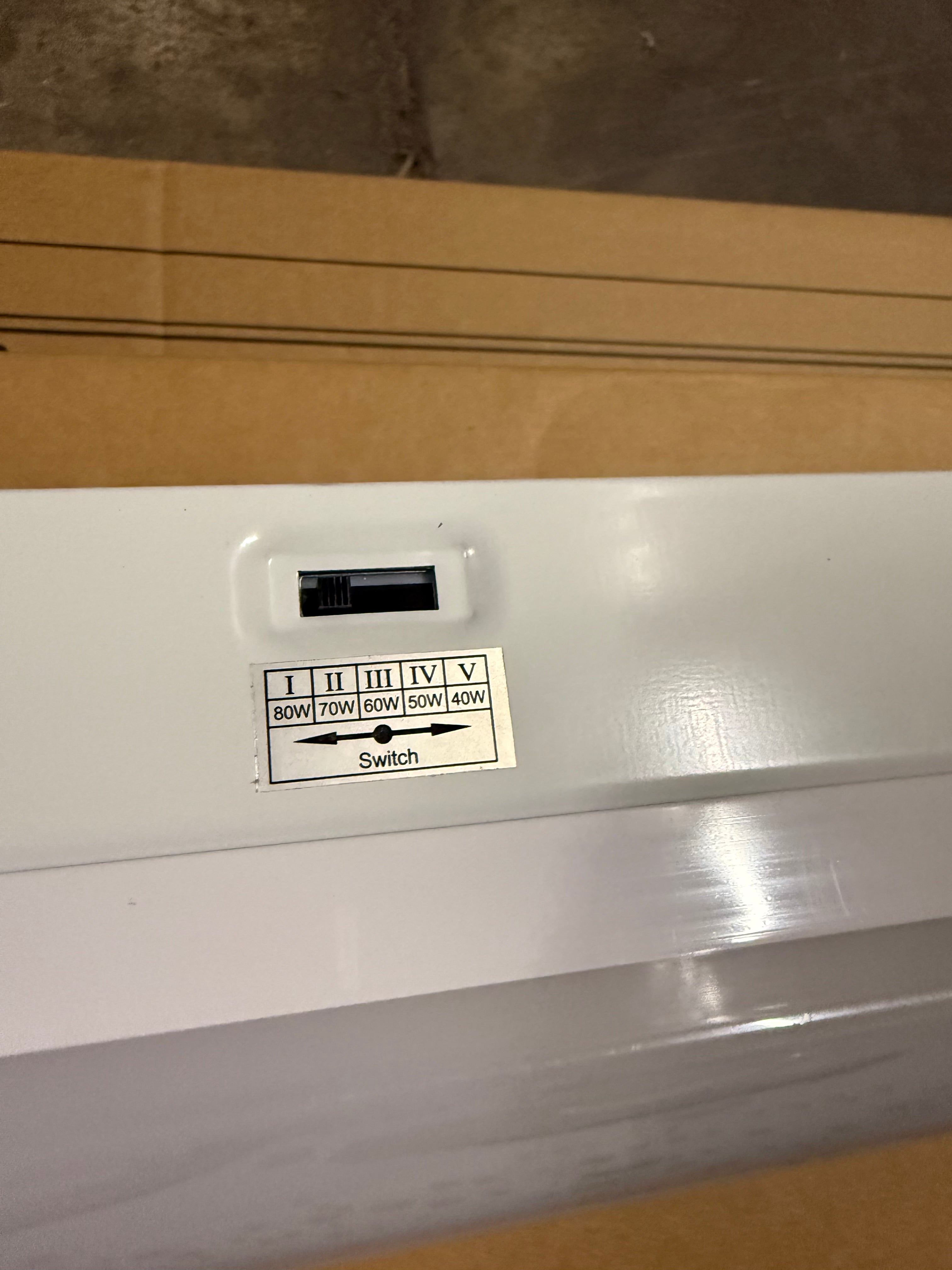 LED Linear Strip LS8060 Series 8FT/ 80W LS8060X-8FT-H-5WCCT