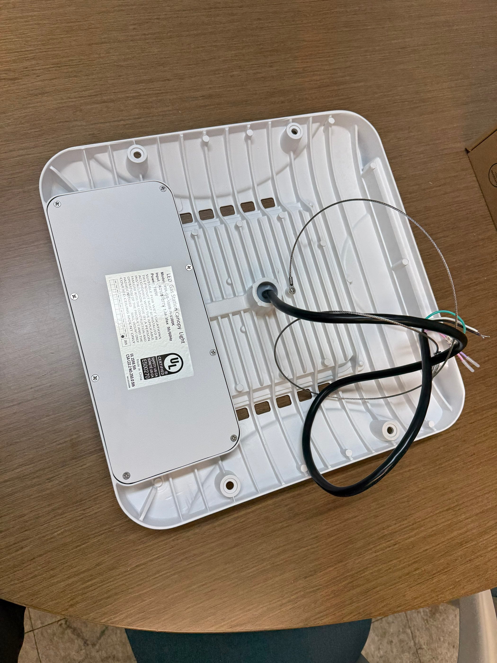 LED GAS STATION CANOPY 150W 6500K 120-277V