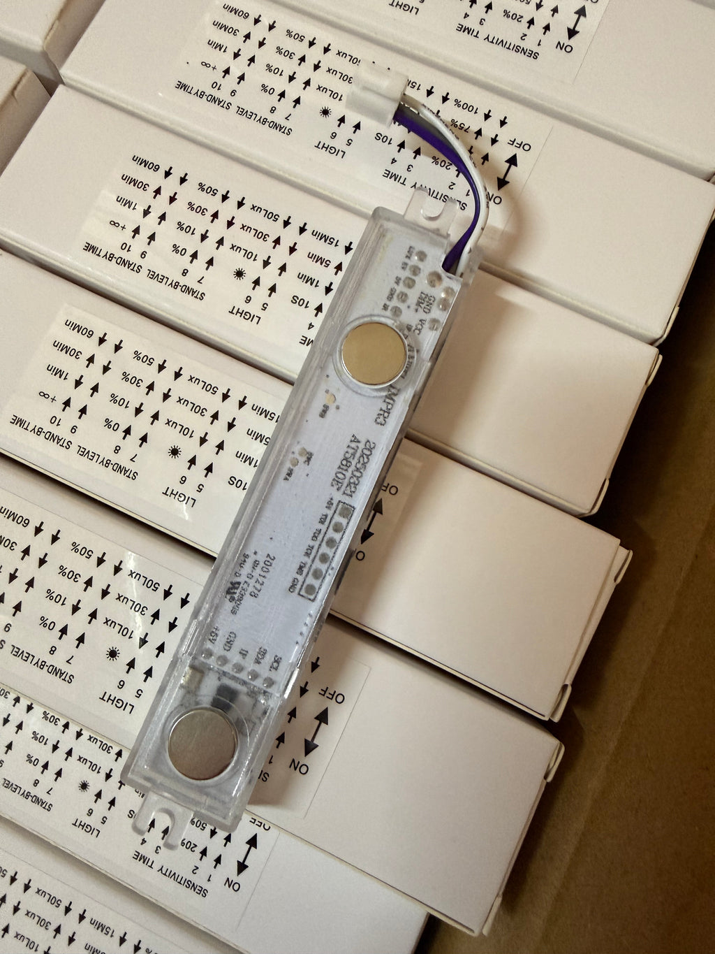 Motion Sensor: ANT-7/ 12-24V/ IP20/ Microwave/ 0-10V Dim/ For Troffer