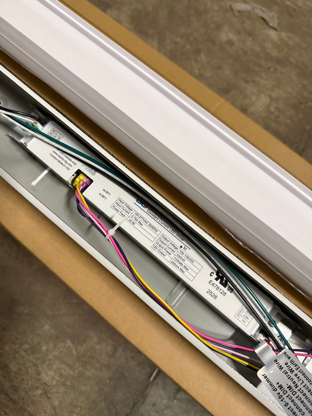 LED Linear Strip LS8060 Series 8FT/ 80W LS8060X-8FT-H-5WCCT