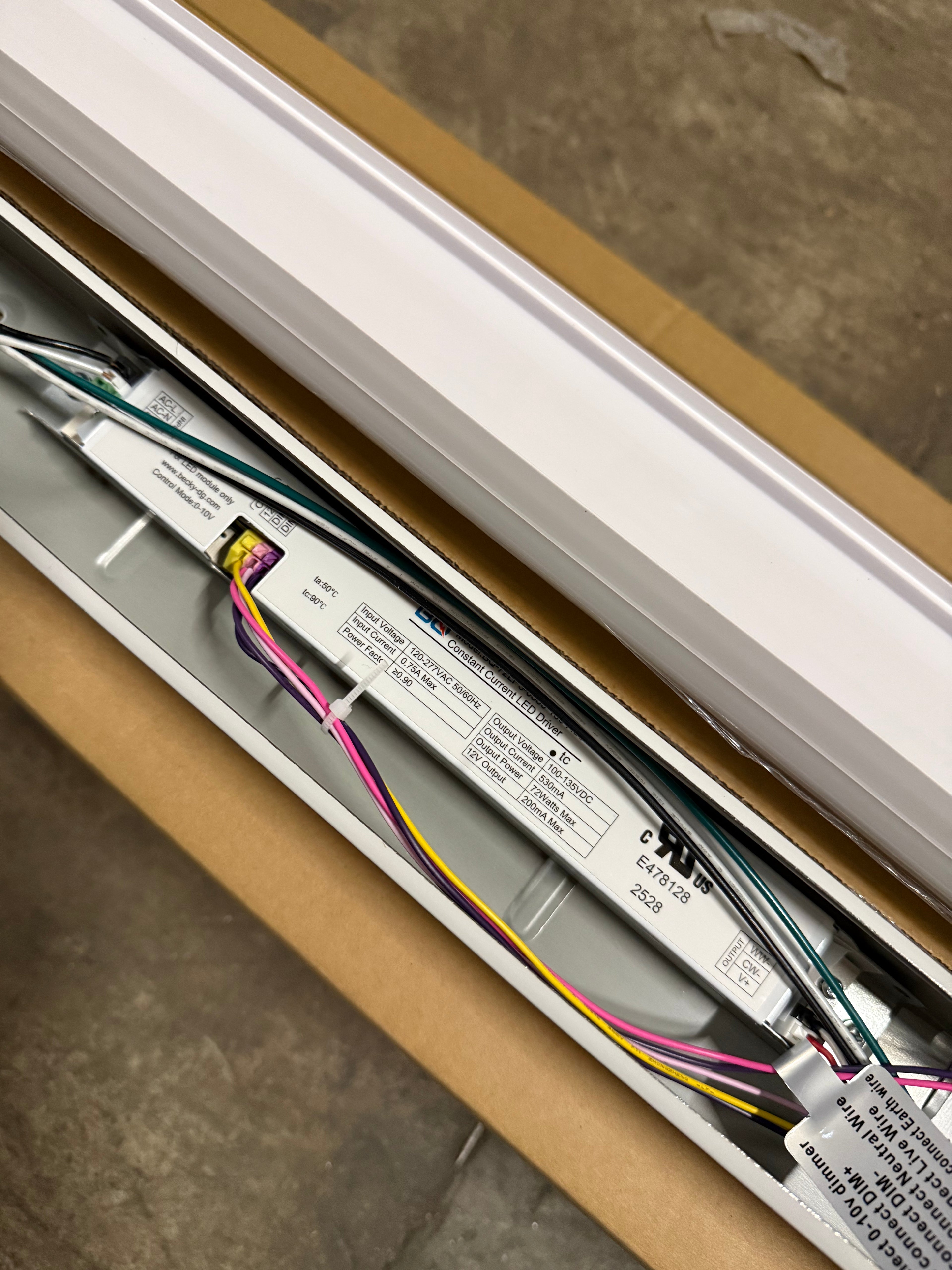 LED Linear Strip LS8060 Series 8FT/ 80W LS8060X-8FT-H-5WCCT