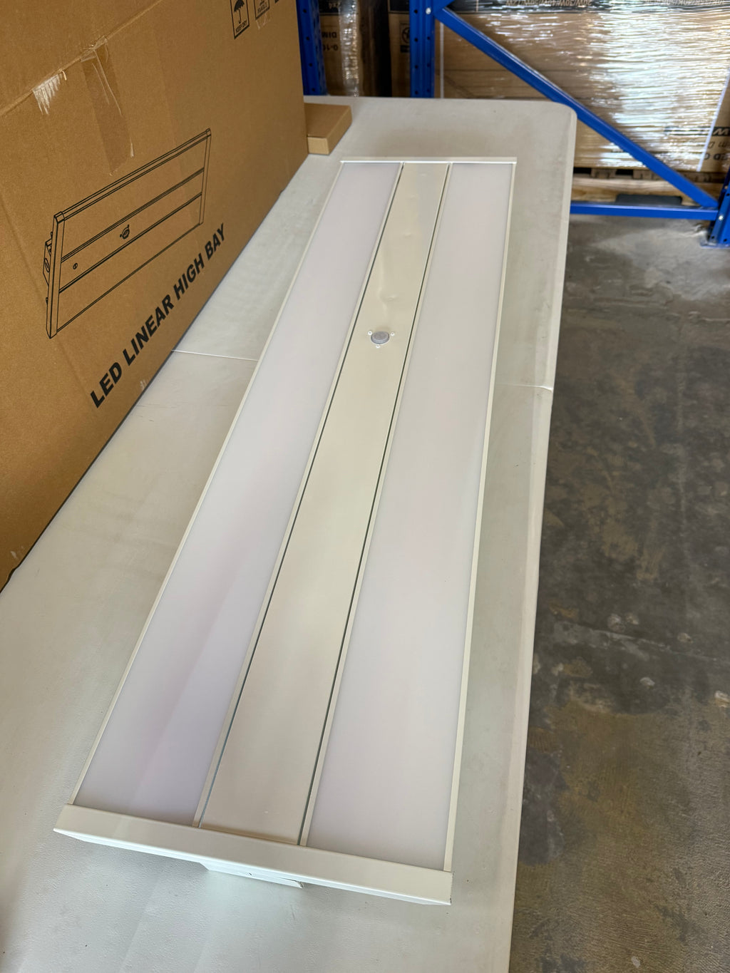 LED Linear High High Bay 220W 4FT 3500K-4000K-5000K Selectable