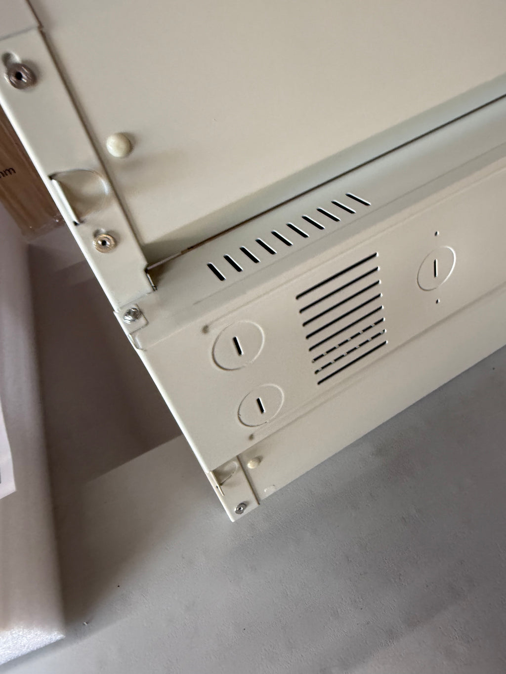 LED Linear High High Bay 220W 4FT 3500K-4000K-5000K Selectable