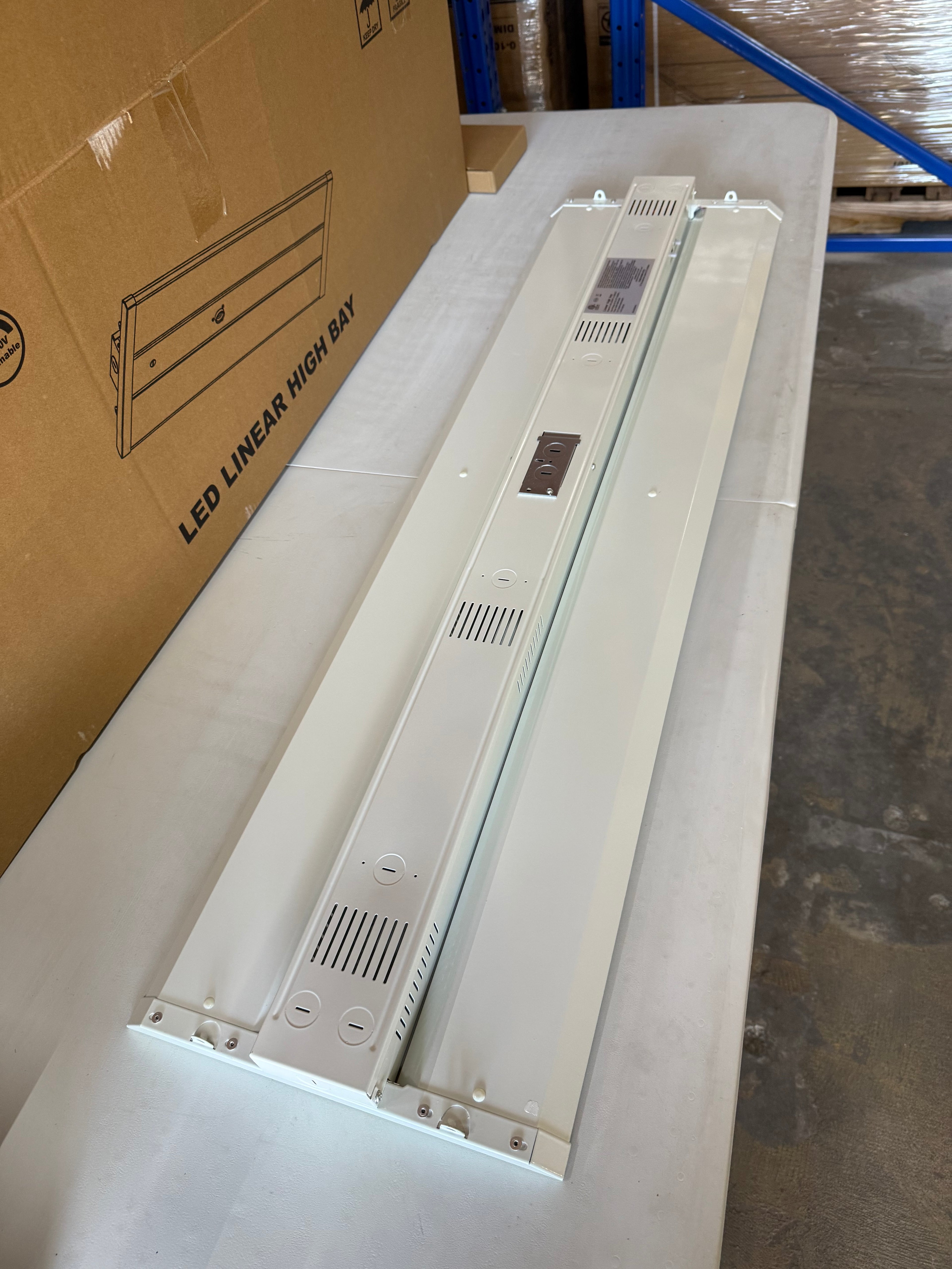 LED Linear High High Bay 220W 4FT 3500K-4000K-5000K Selectable