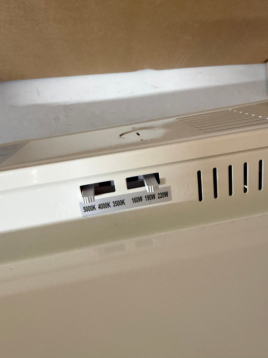 LED Linear High High Bay 220W 4FT 3500K-4000K-5000K Selectable