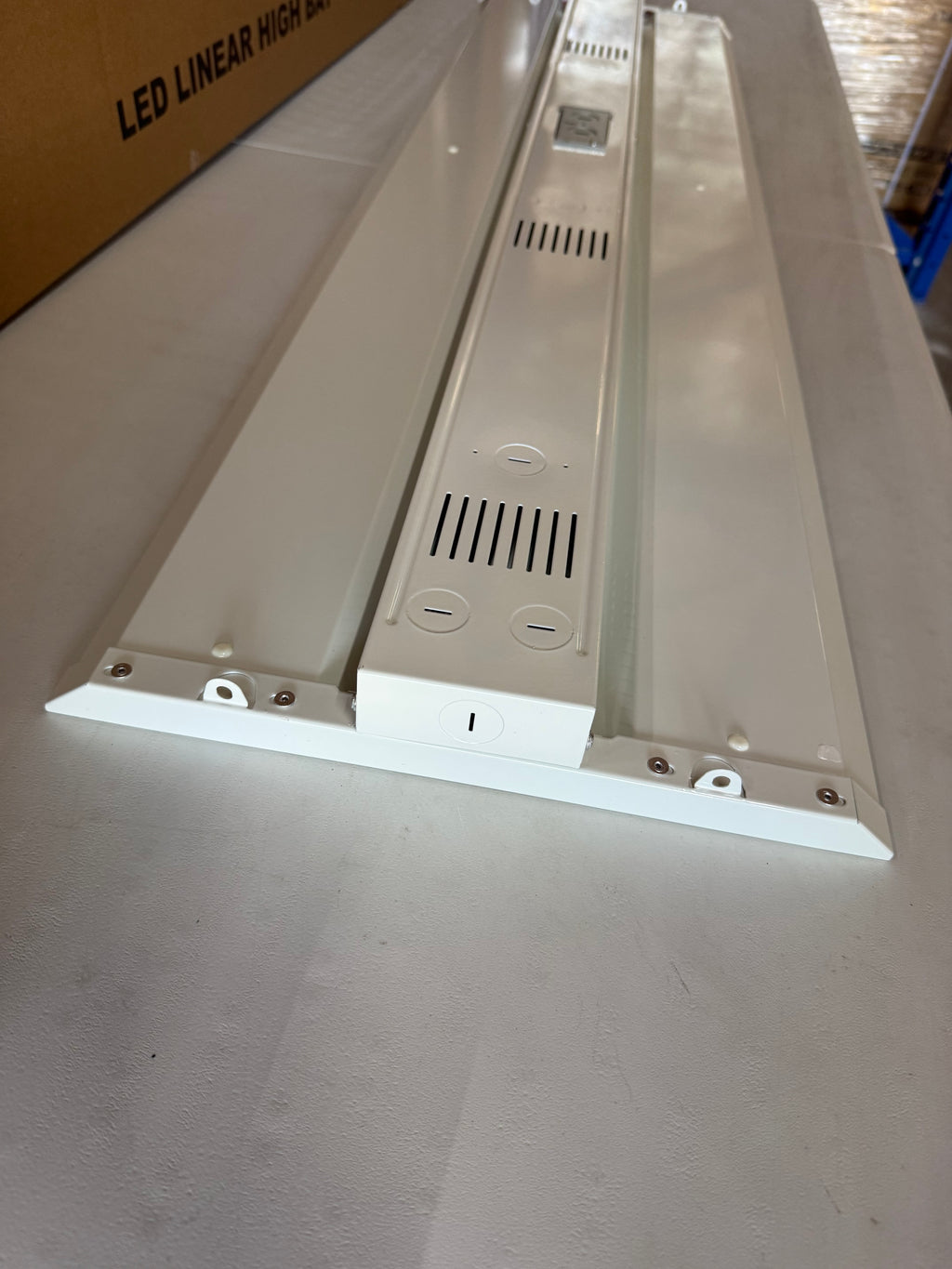 LED Linear High High Bay 220W 4FT 3500K-4000K-5000K Selectable
