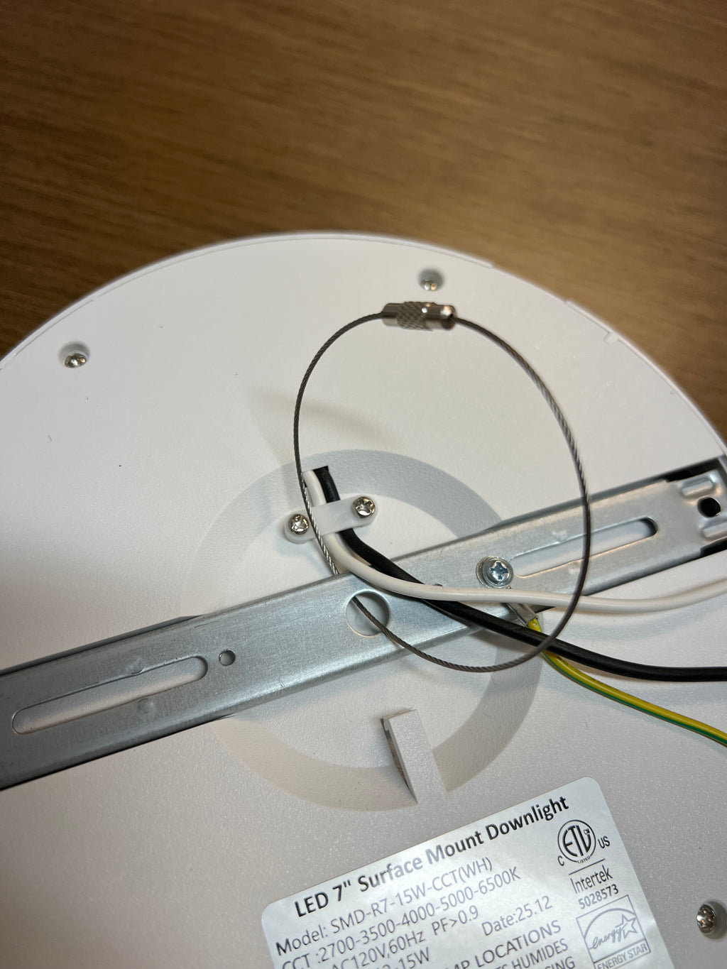 LED Surface mount downlight 7" SMD-R7-15W-CCT (WH)