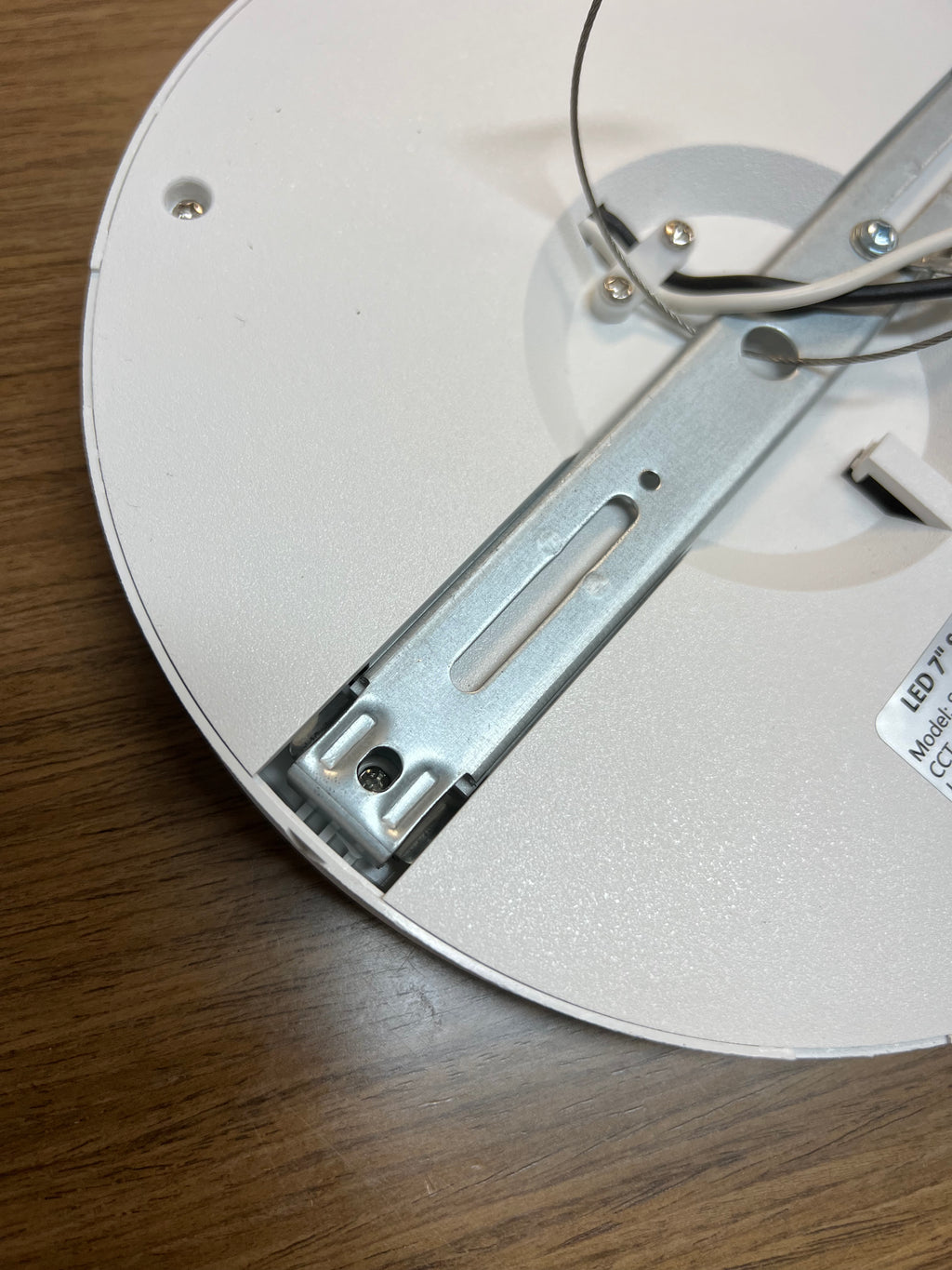 LED Surface mount downlight 7" SMD-R7-15W-CCT (WH)