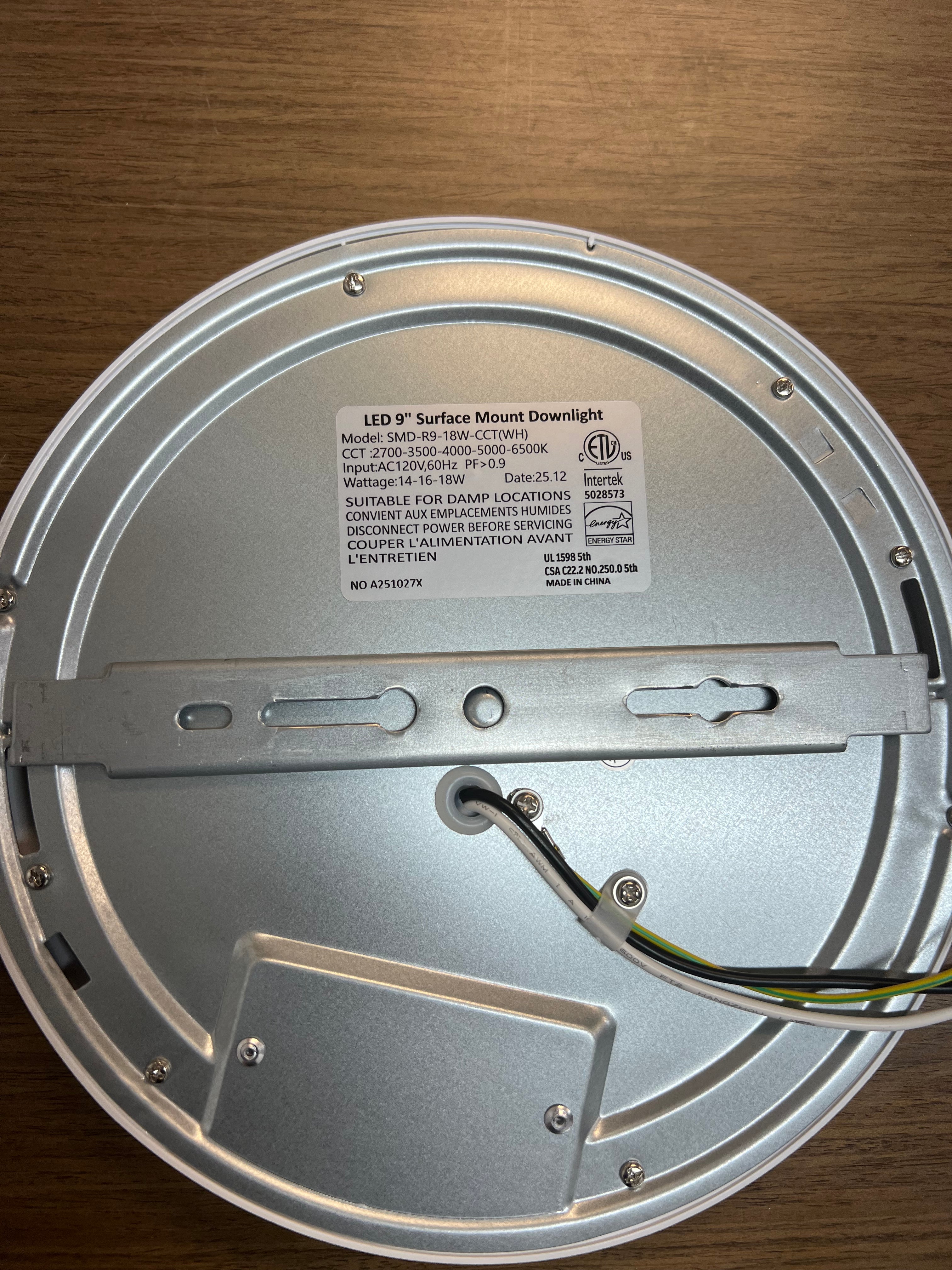 LED Surface mount downlight 9" SMD-R9-18W-CCT (WH)