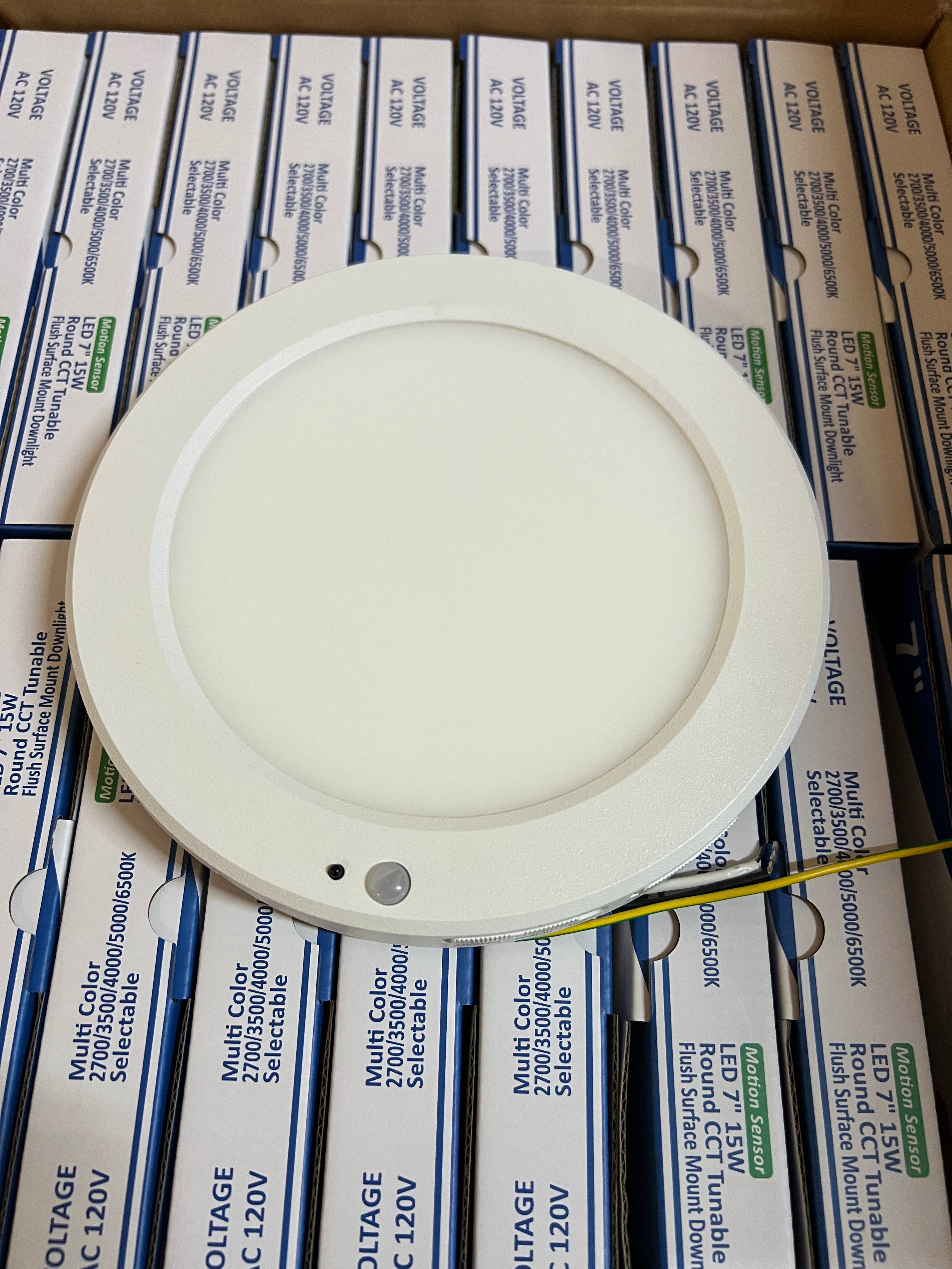 LED Surface mount downlight (with motion sensor) 7'' 15W SMD-R7-15W-CCT(MS)