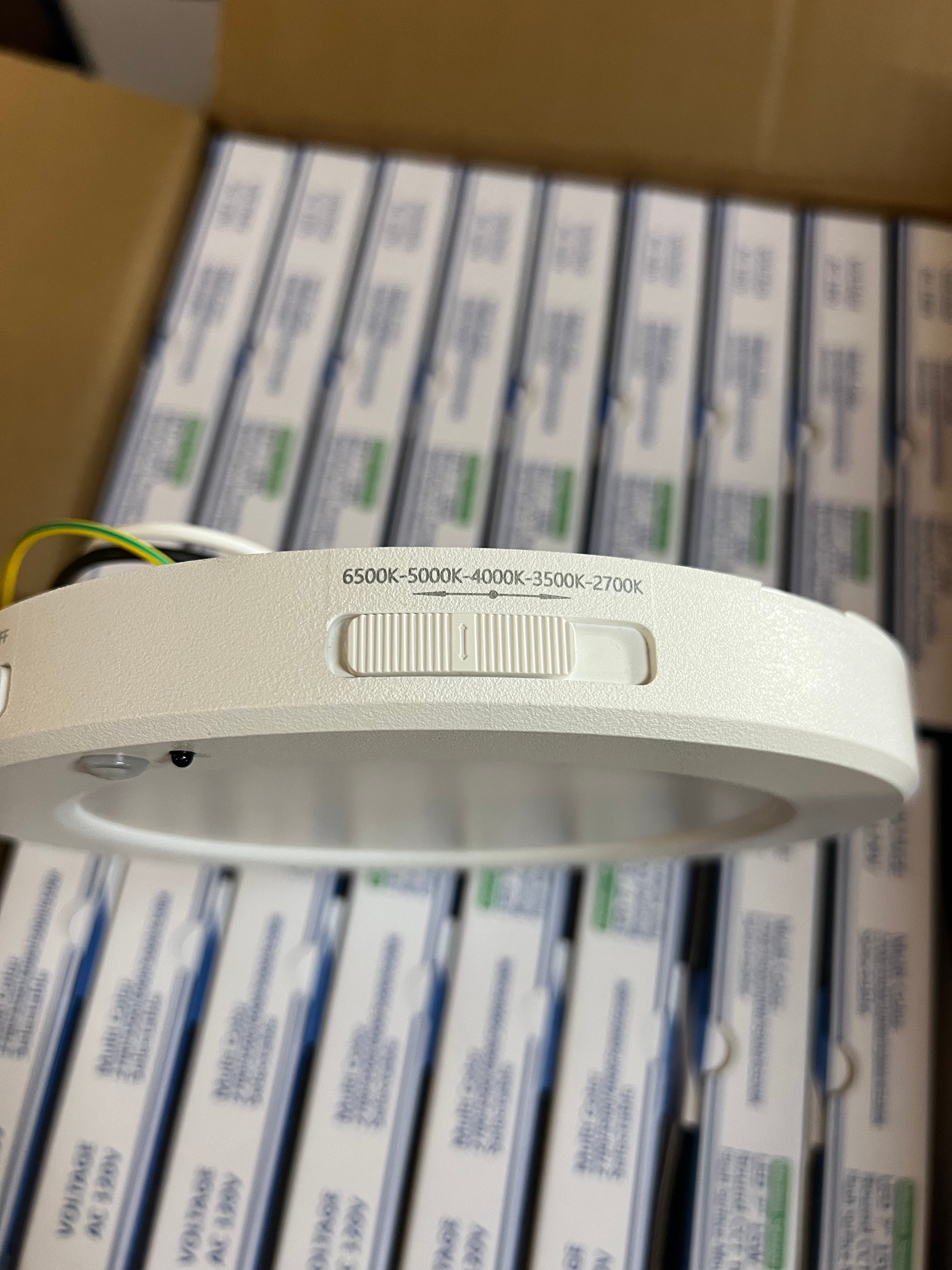 LED Surface mount downlight (with motion sensor) 7'' 15W SMD-R7-15W-CCT(MS)