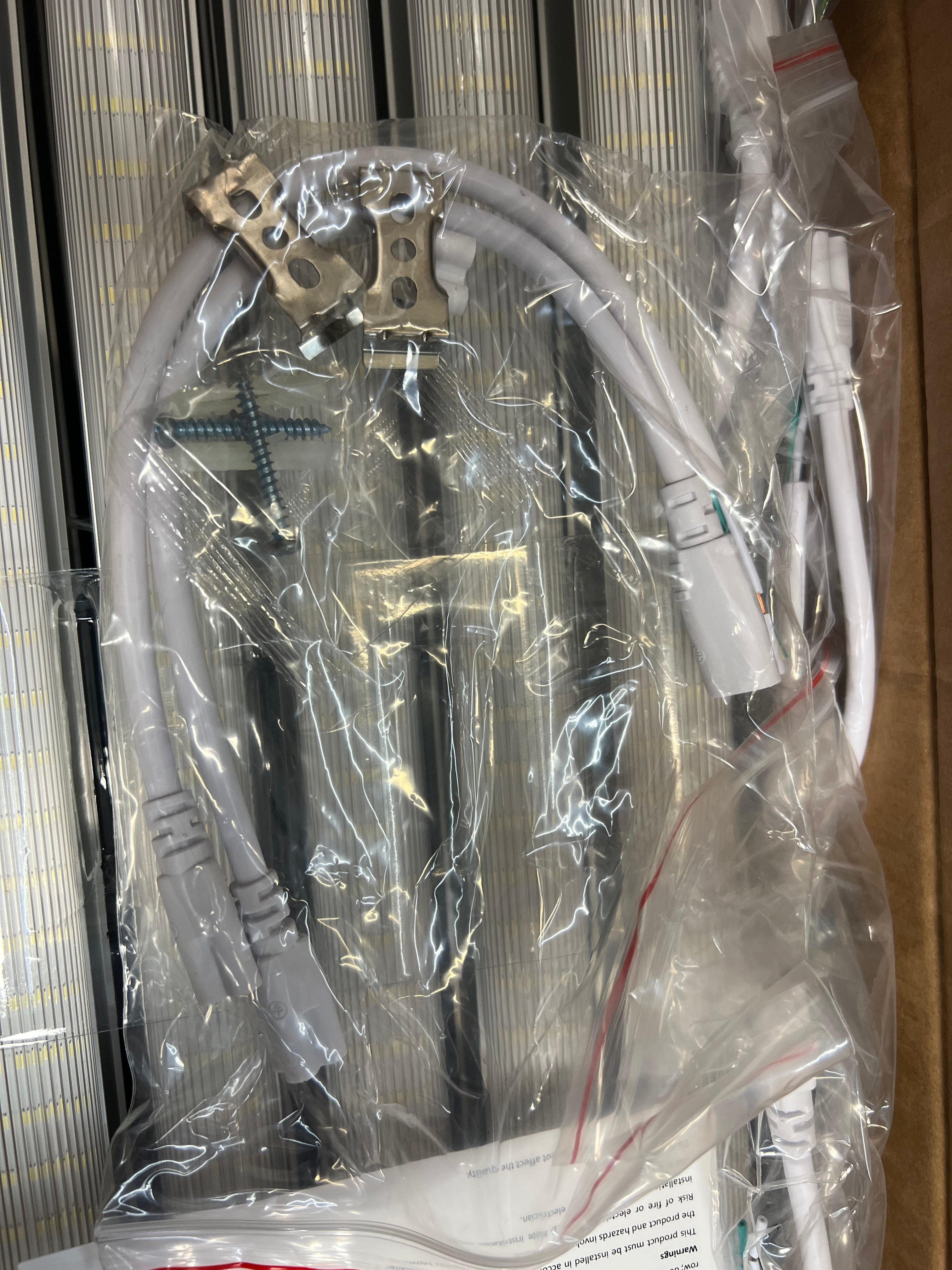 3Ft. 18 Watt LED T8 Integrated Tube Strip Cover T8INT-3FT-18W-65K(S)