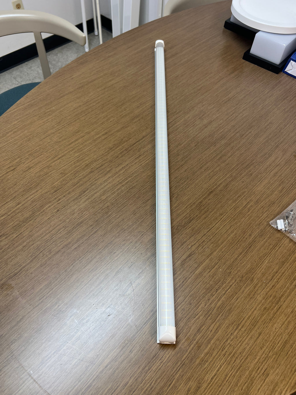 3Ft. 18 Watt LED T8 Integrated Tube Strip Cover T8INT-3FT-18W-65K(S)